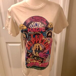 “NEW” Led Zeppelin Electric Magic ‘70s Era T-Shirt